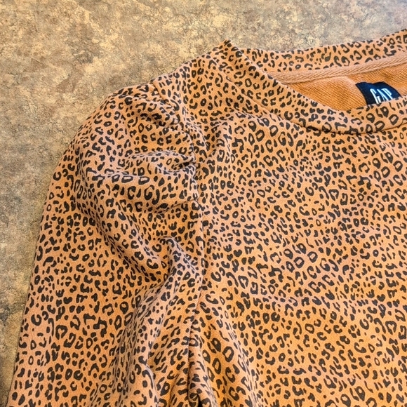 GAP leopard print puff sleeve sweatshirt - Picture 2 of 6